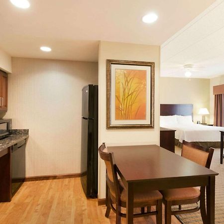 Homewood Suites New Brighton Екстер'єр фото