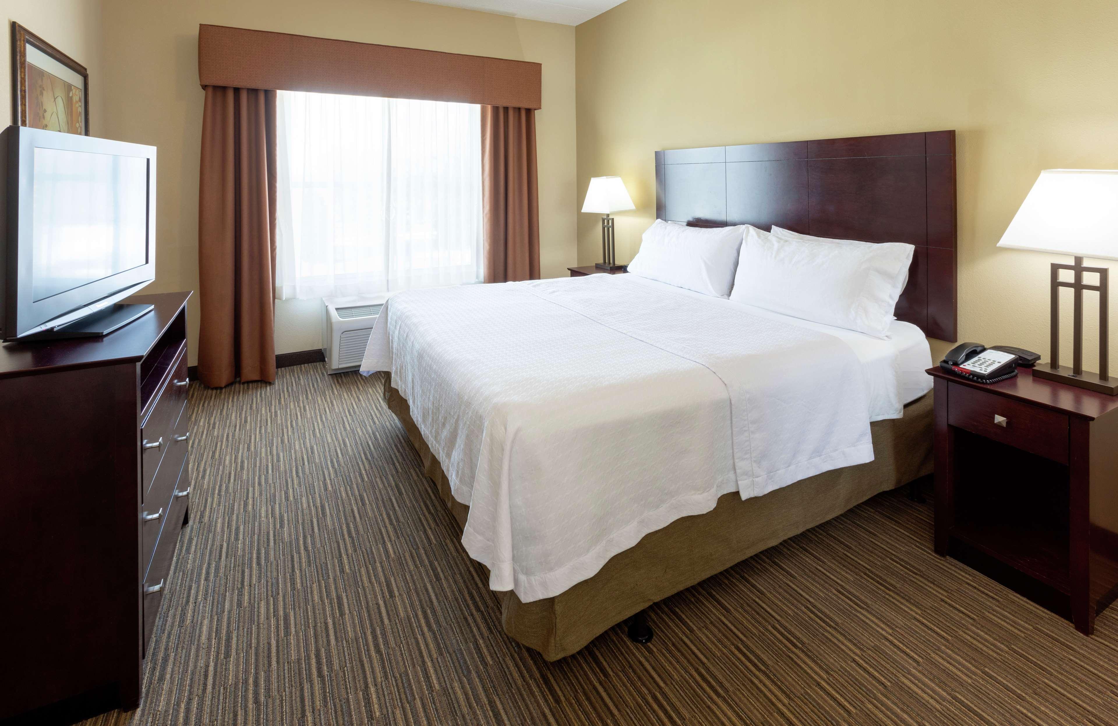 Homewood Suites New Brighton Екстер'єр фото
