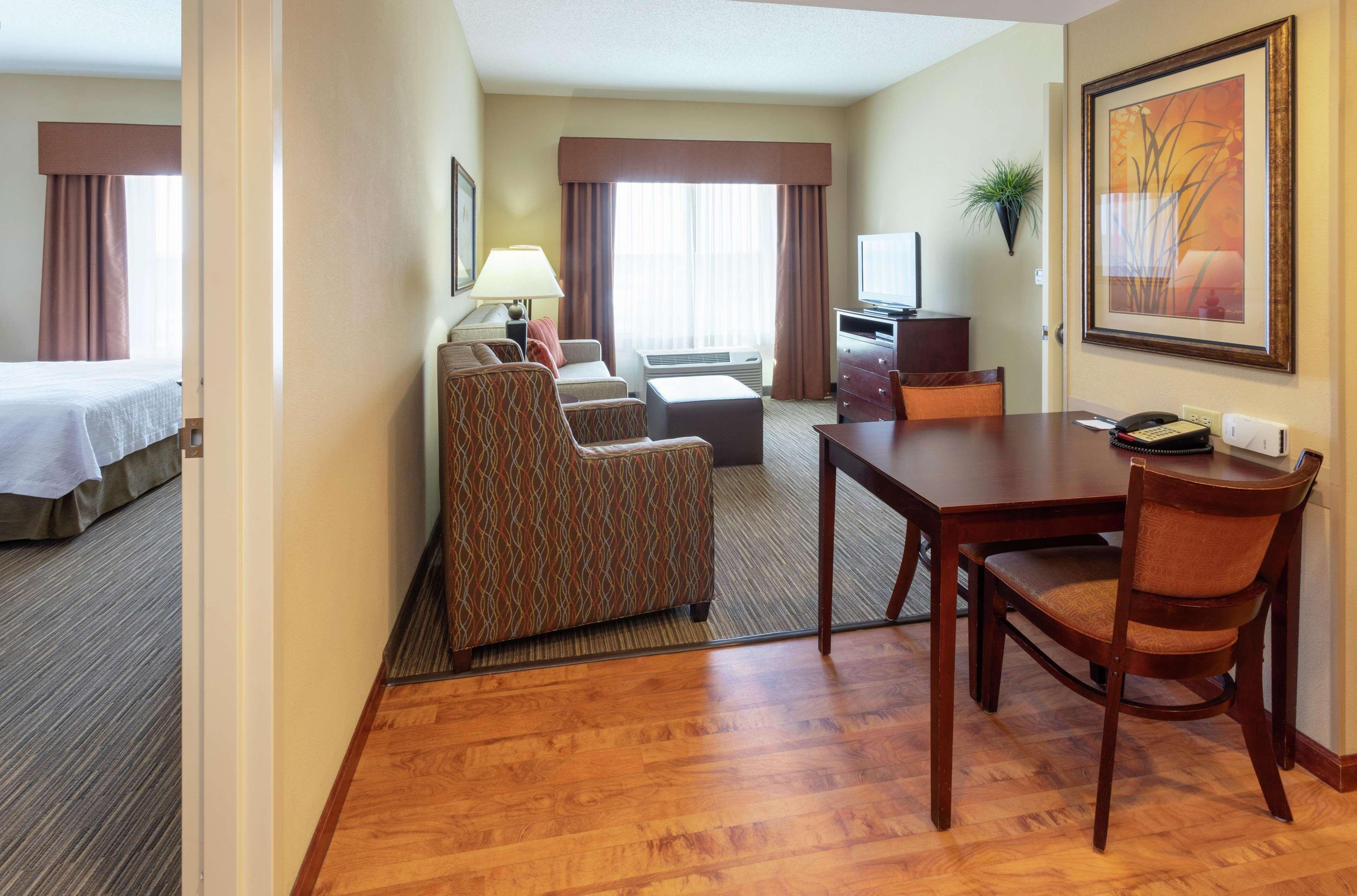 Homewood Suites New Brighton Екстер'єр фото