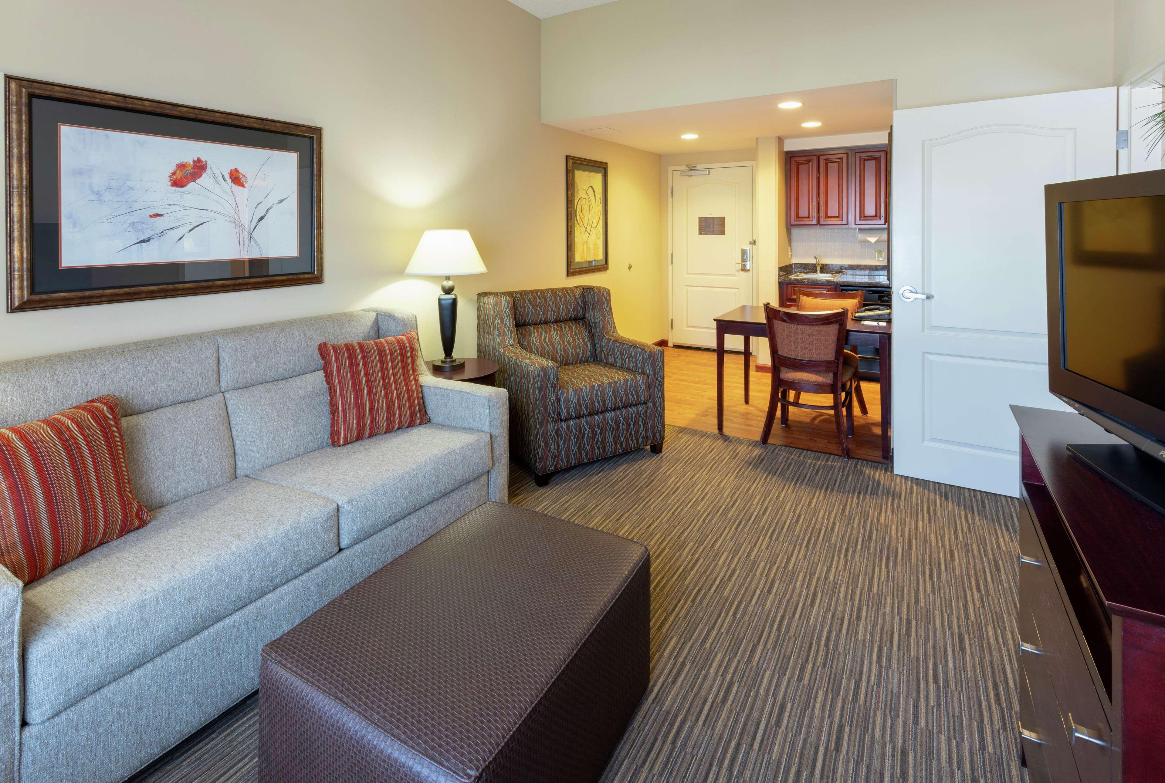Homewood Suites New Brighton Екстер'єр фото