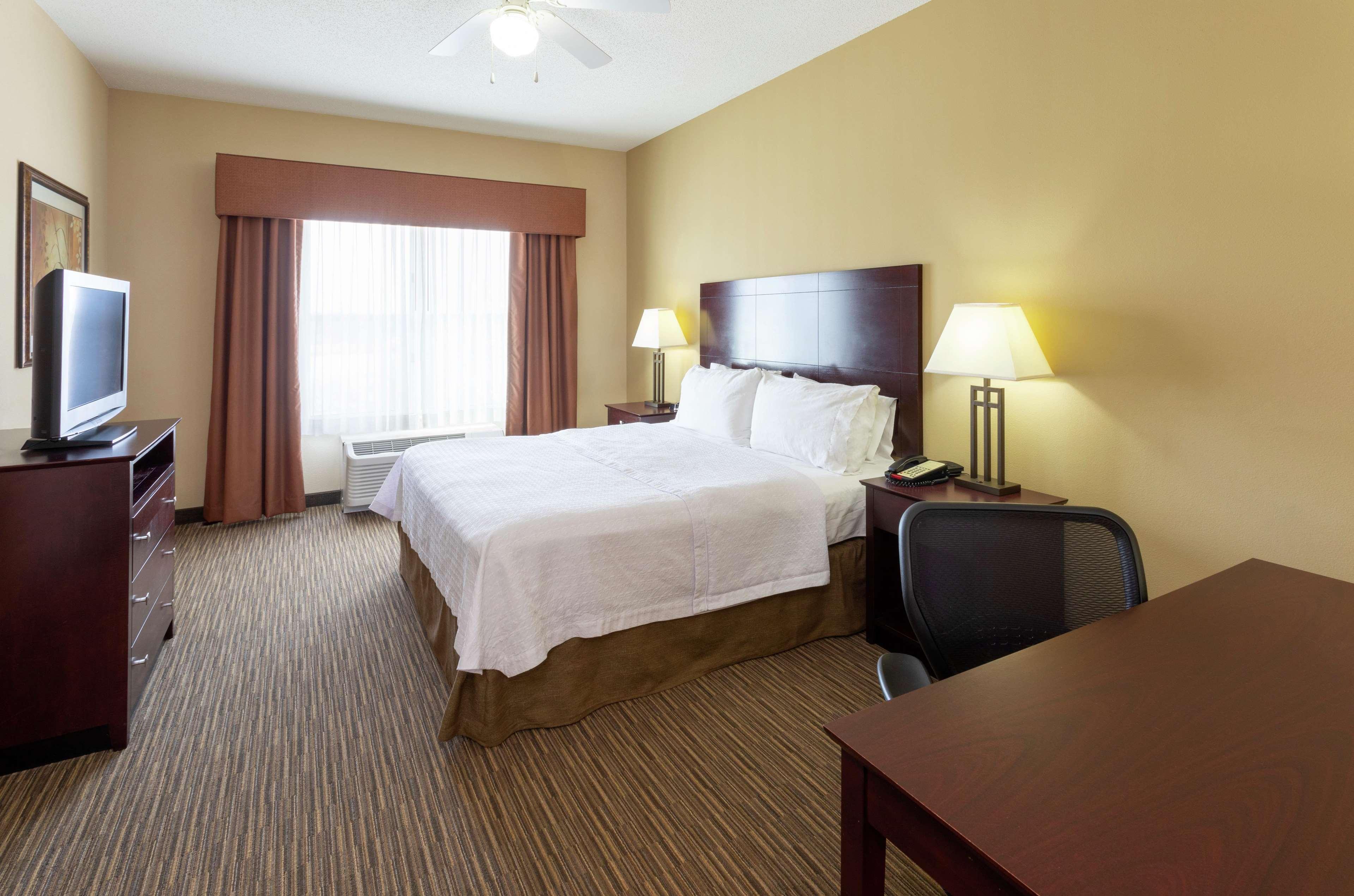 Homewood Suites New Brighton Екстер'єр фото