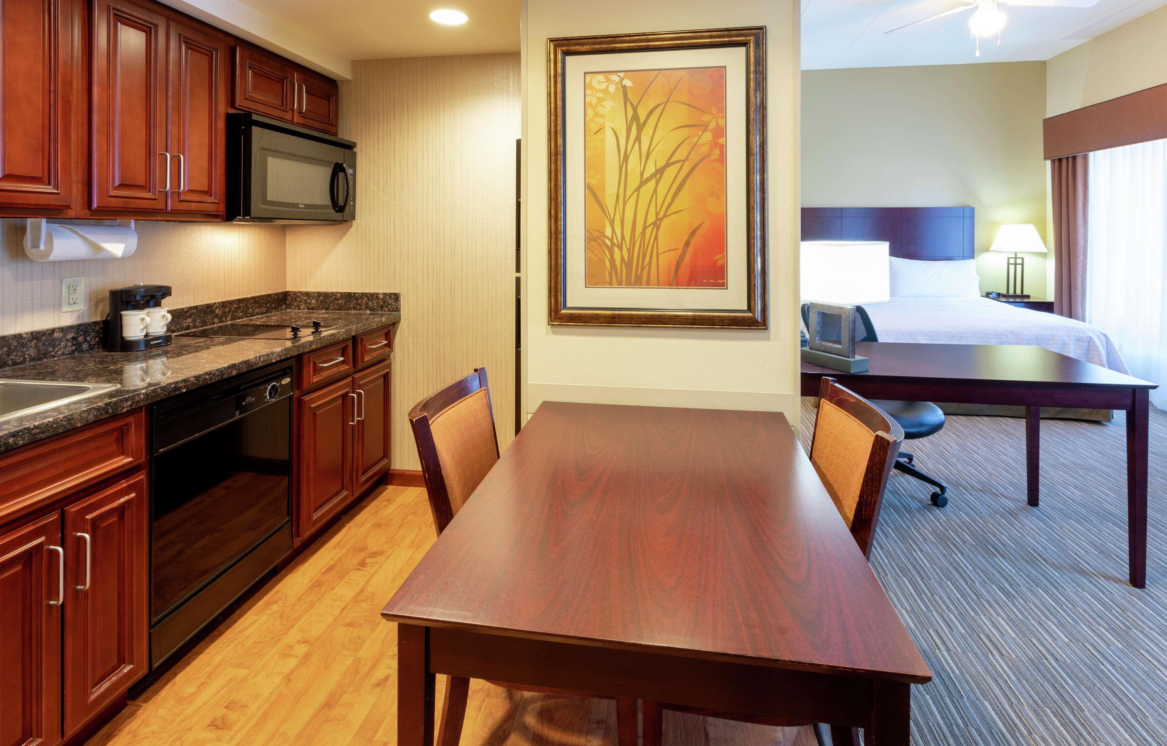 Homewood Suites New Brighton Екстер'єр фото