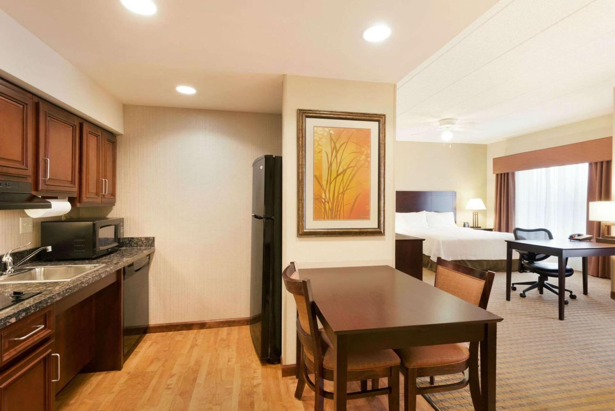 Homewood Suites New Brighton Екстер'єр фото
