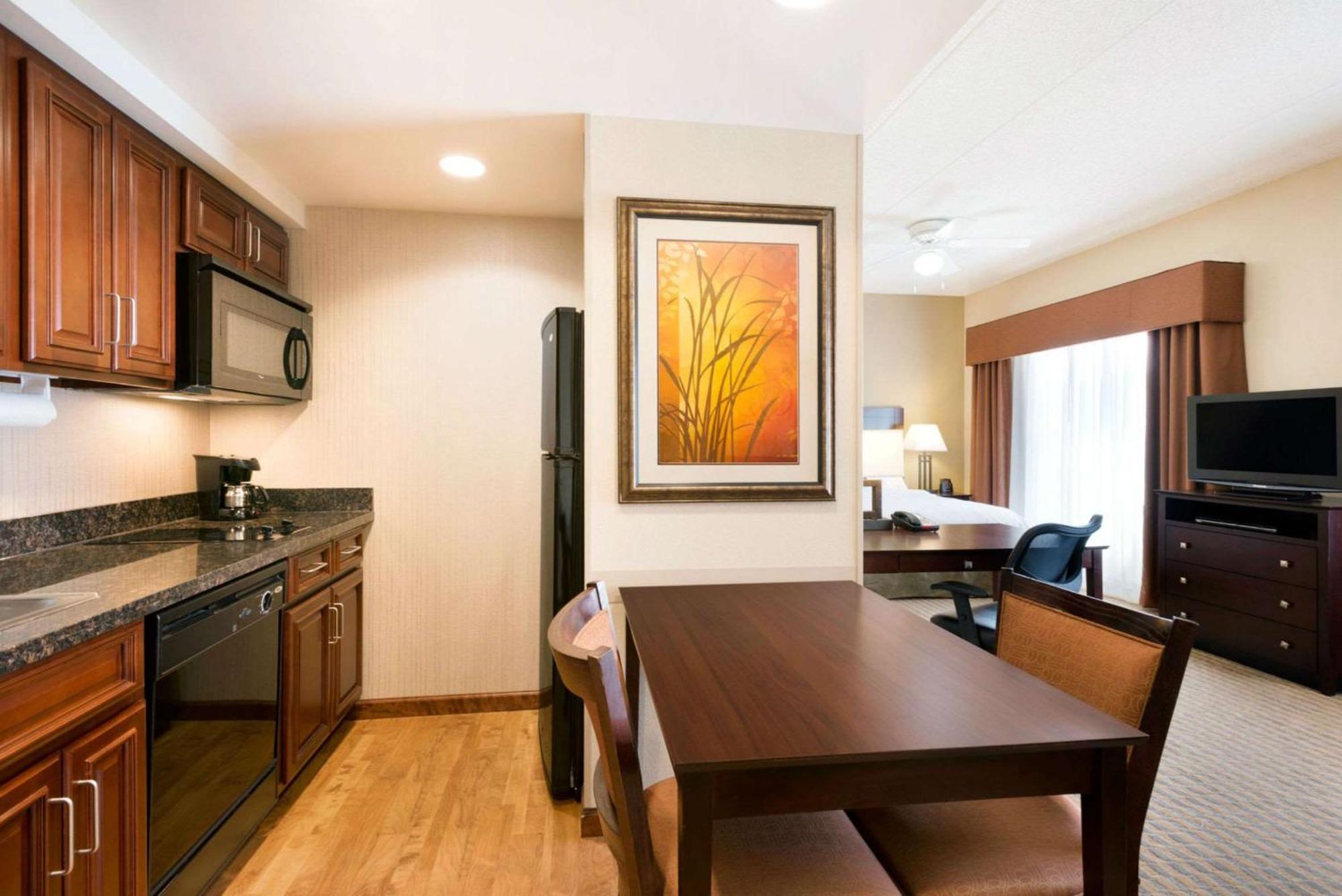 Homewood Suites New Brighton Екстер'єр фото